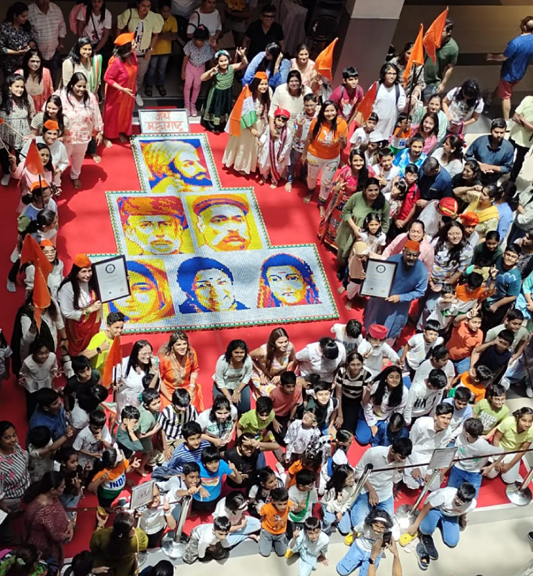 MOSAIC RUBIK'S CUBES - LARGEST MOSAIC OF NATIONAL LEADERS USING RUBIK'S CUBES